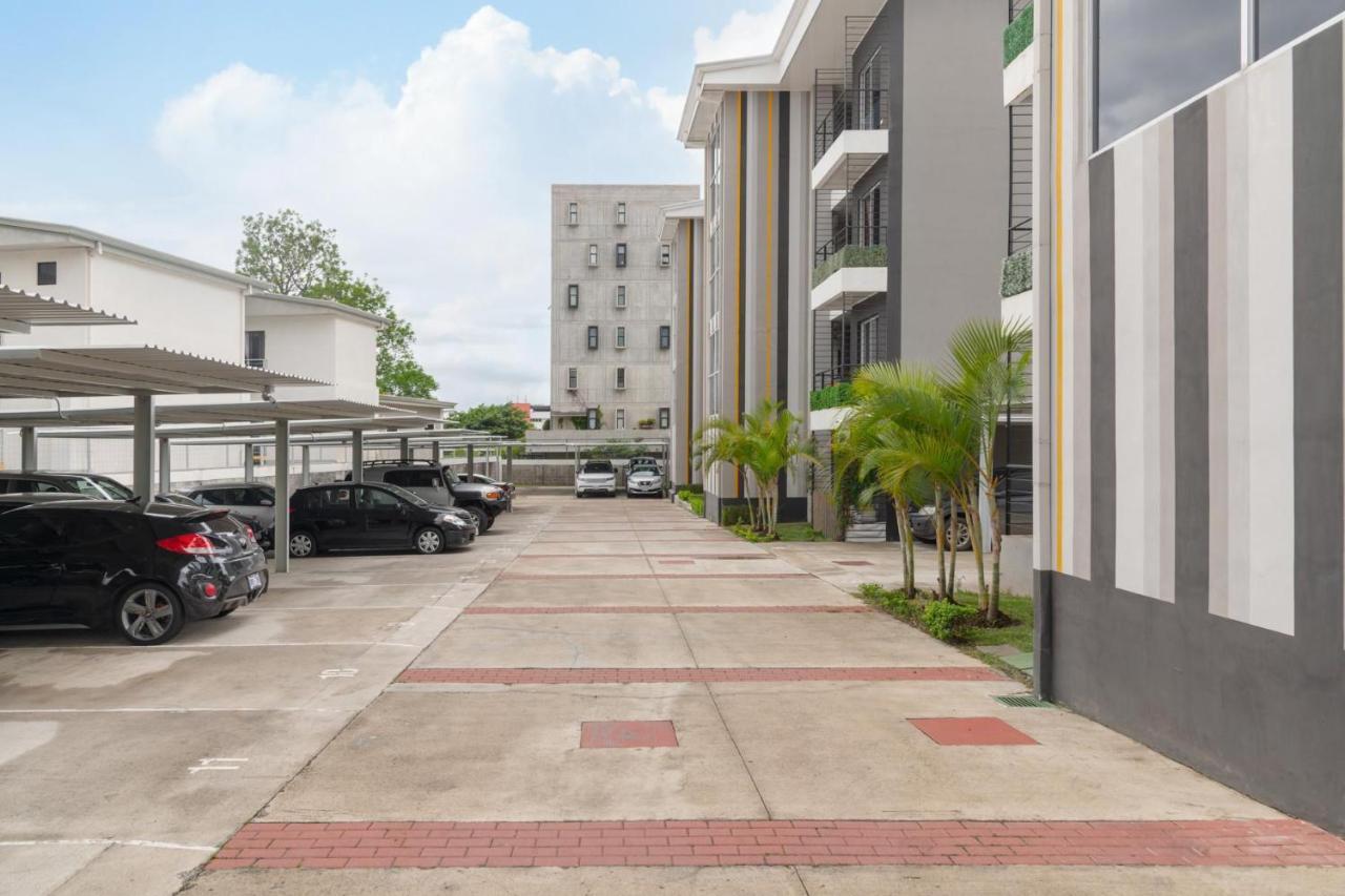 Boulevard Park Apto #27 - 2Bdrm - Selena Segura Heredia Exterior photo