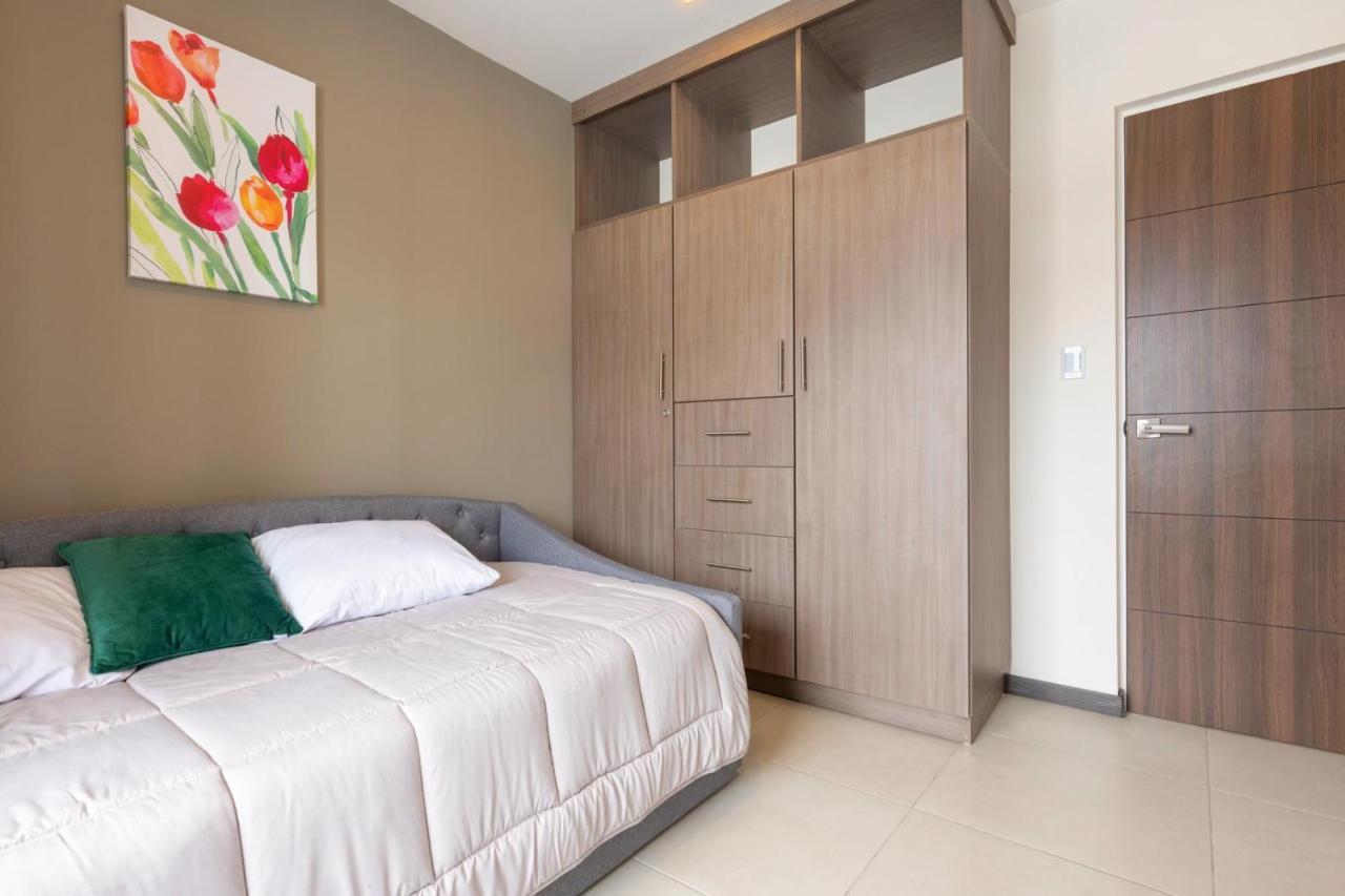 Boulevard Park Apto #27 - 2Bdrm - Selena Segura Heredia Exterior photo